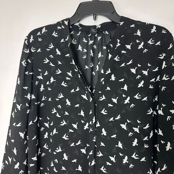 FOREVER 21 Sheer V-Neck Blouse Size Large - Picture 4 of 8